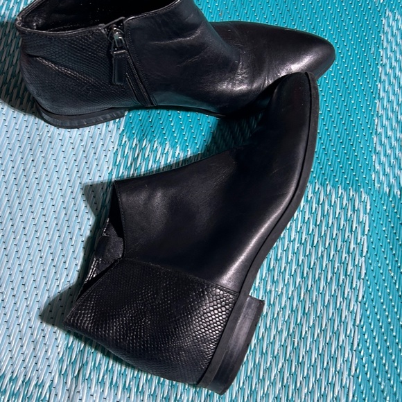 Black Ankle Boots - Picture 1 of 6